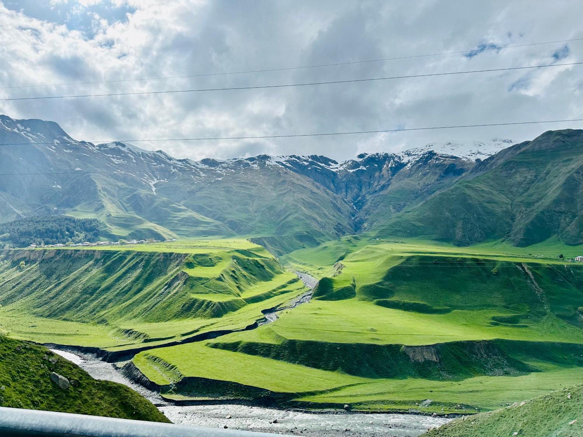 Alpine Escape Kazbegi Villa Dış mekan fotoğraf